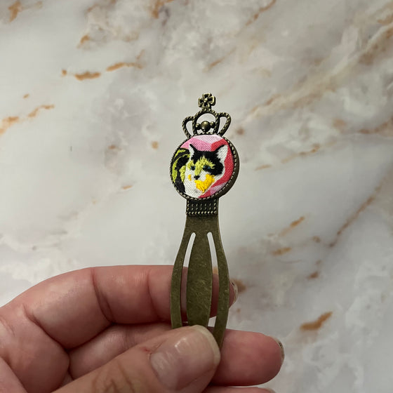 Modern Cat and Crown Bookmark