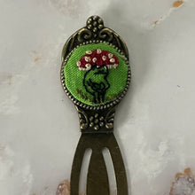  Frog and Toadstool Bookmark